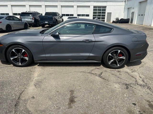 2021 Ford Mustang EcoBoost
