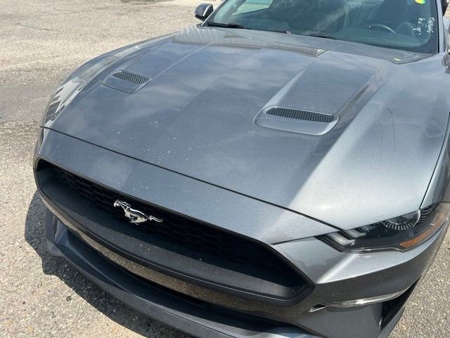 2021 Ford Mustang EcoBoost