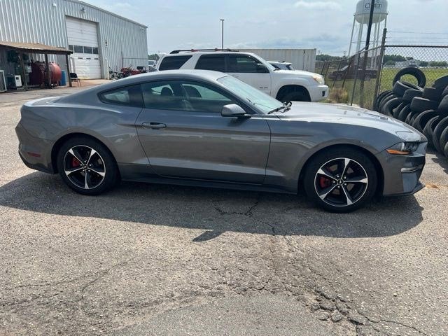 2021 Ford Mustang EcoBoost
