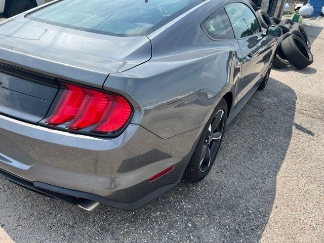 2021 Ford Mustang EcoBoost
