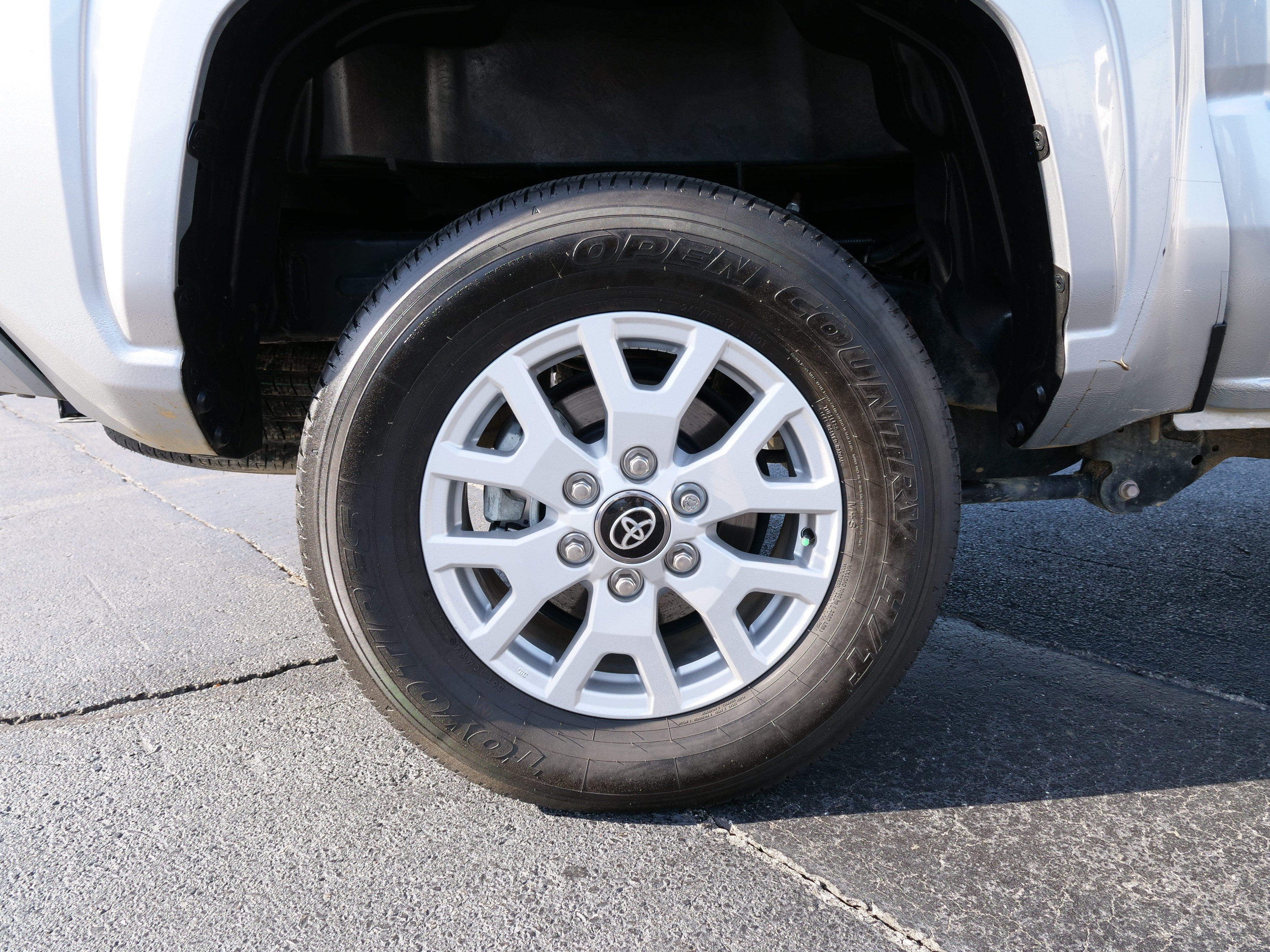 2024 Toyota Tacoma 4WD SR5