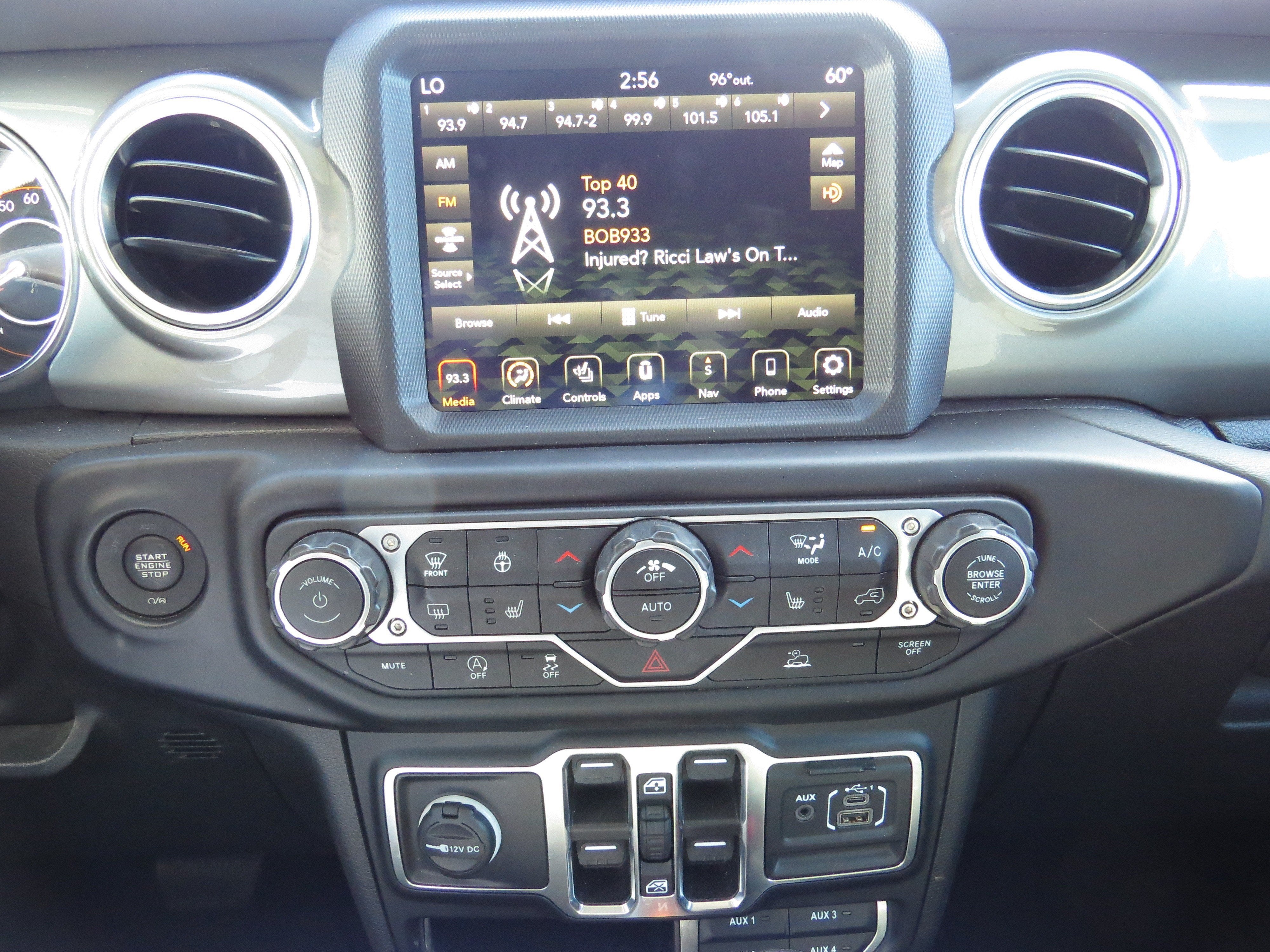 2023 Jeep Wrangler Sahara 4x4