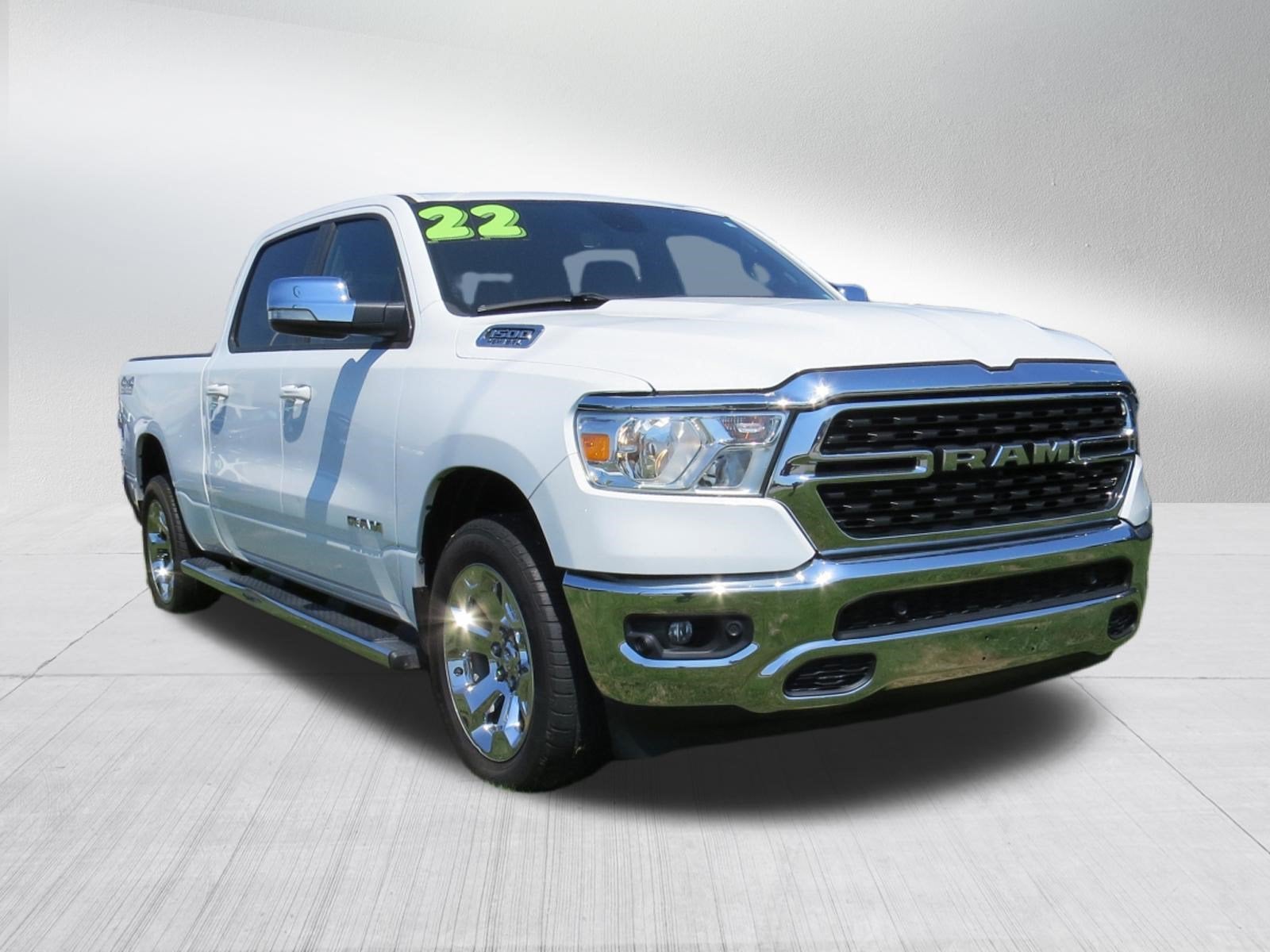 2022 RAM 1500 Big Horn 4x4 Crew Cab 5.7L V8
