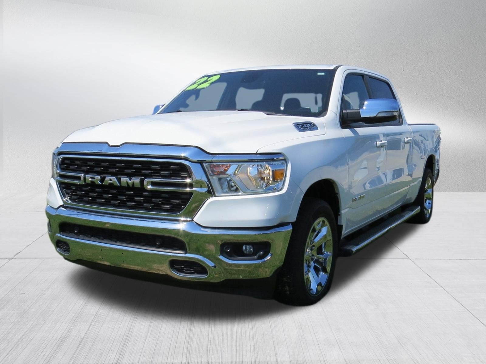 2022 RAM 1500 Big Horn 4x4 Crew Cab 5.7L V8
