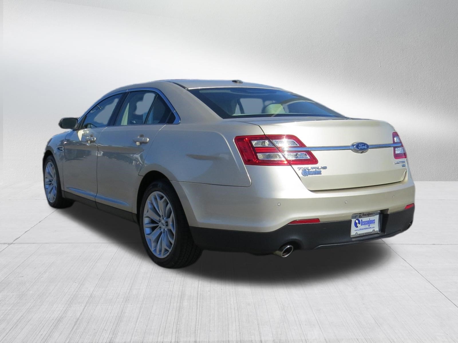2017 Ford Taurus Limited AWD w/ Nav