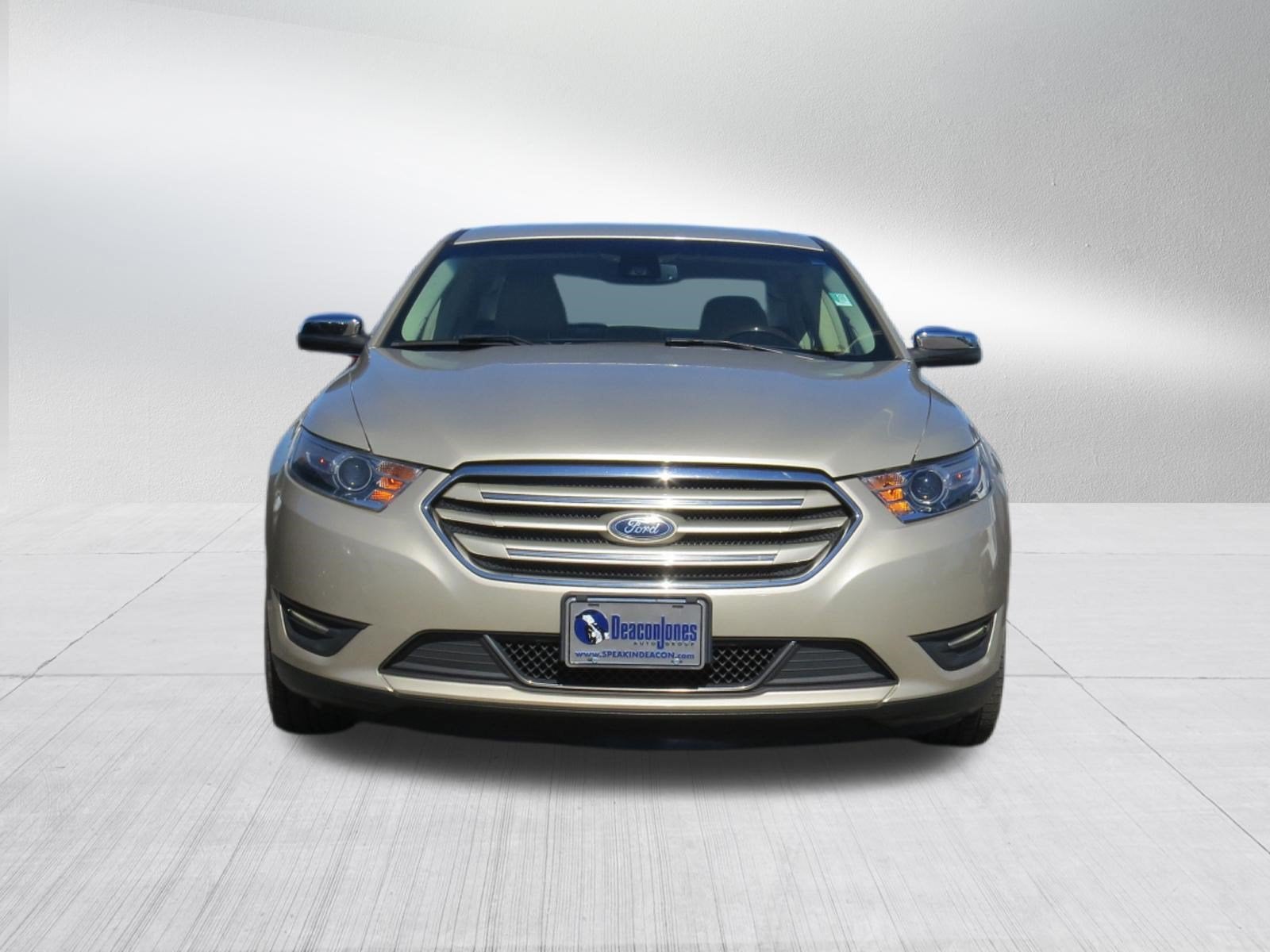 2017 Ford Taurus Limited AWD w/ Nav