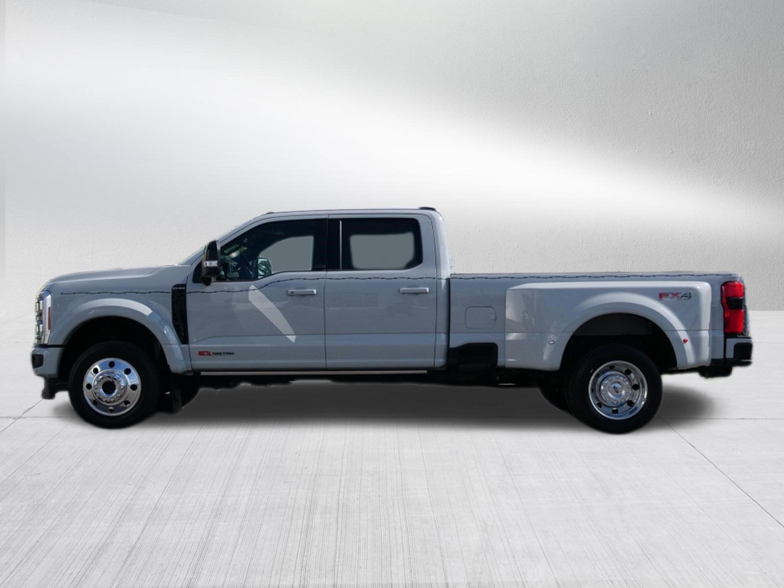 2026 Ford Super Duty F-450 DRW Base