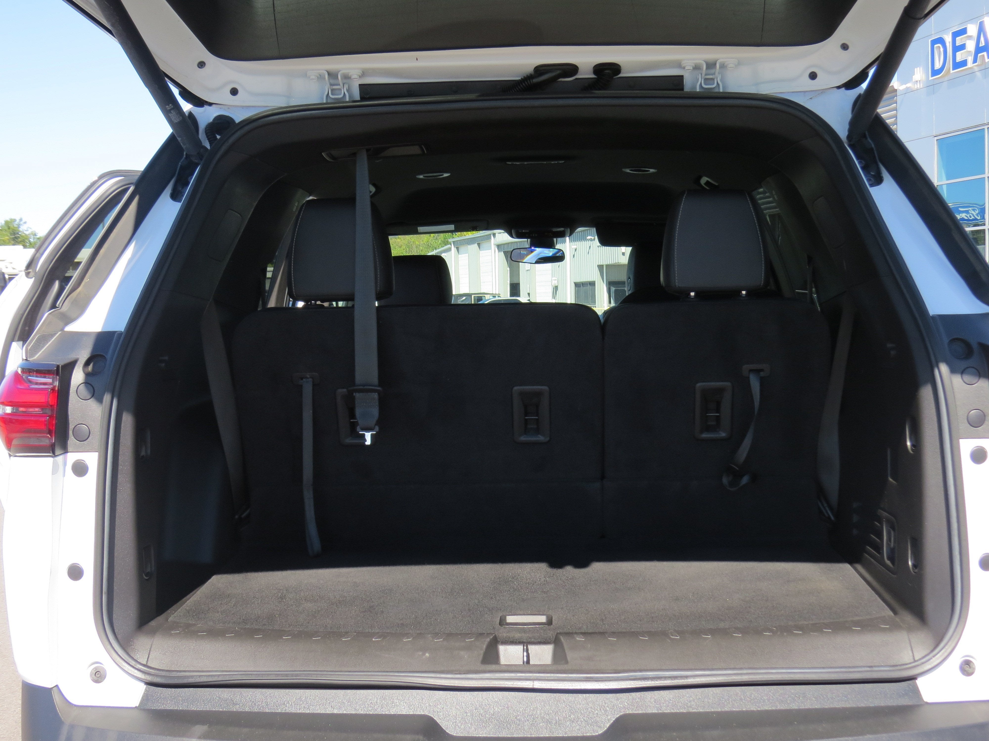 2022 Chevrolet Traverse LT Leather AWD w/ 3rd Row