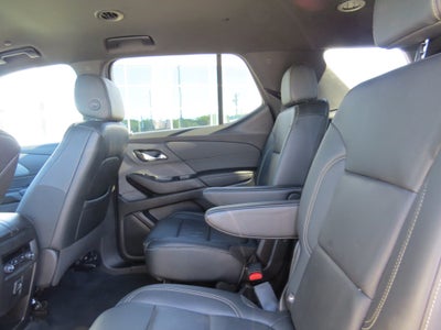 2022 Chevrolet Traverse LT Leather AWD w/ 3rd Row