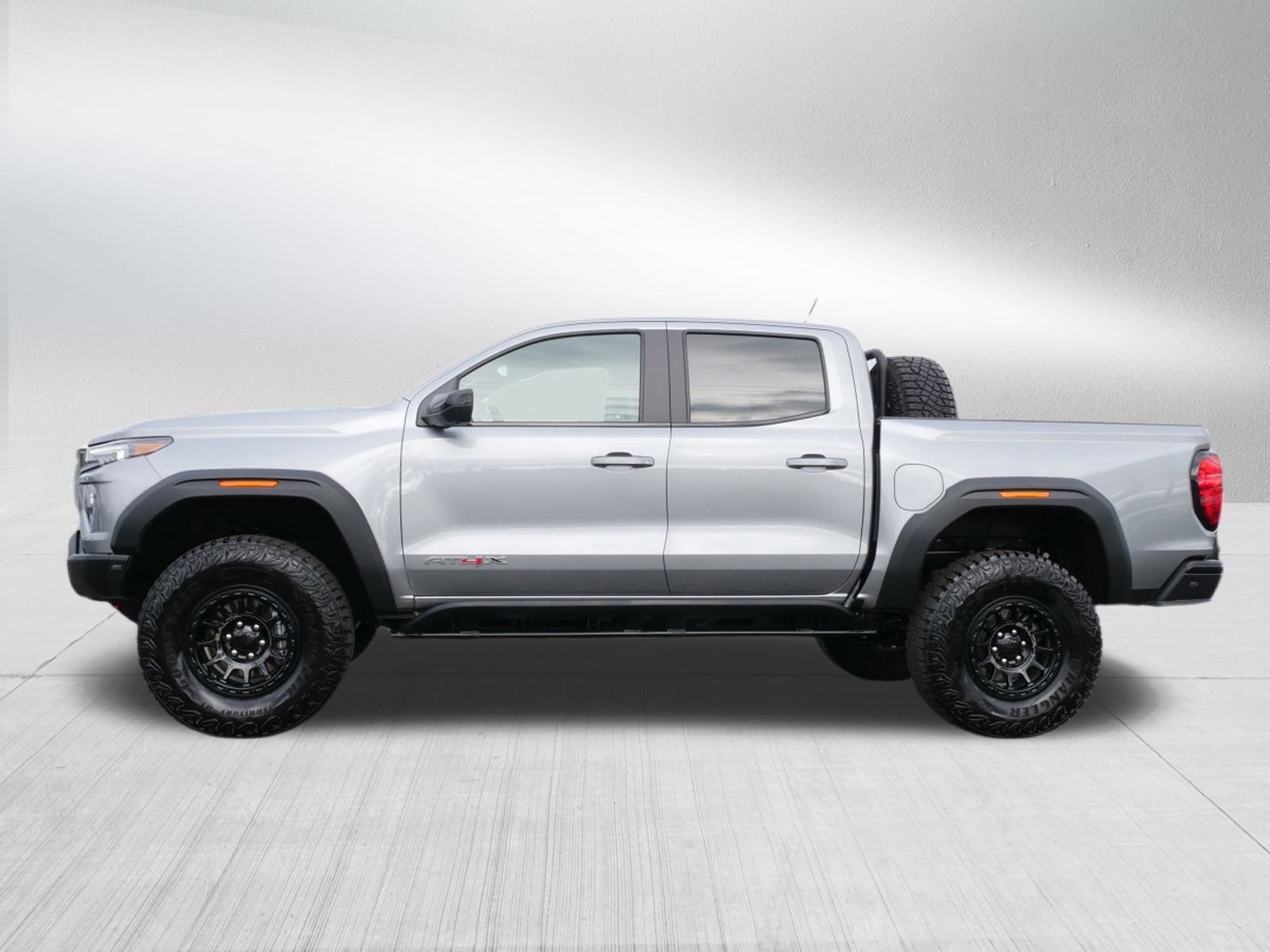 2024 GMC Canyon 4WD AT4X