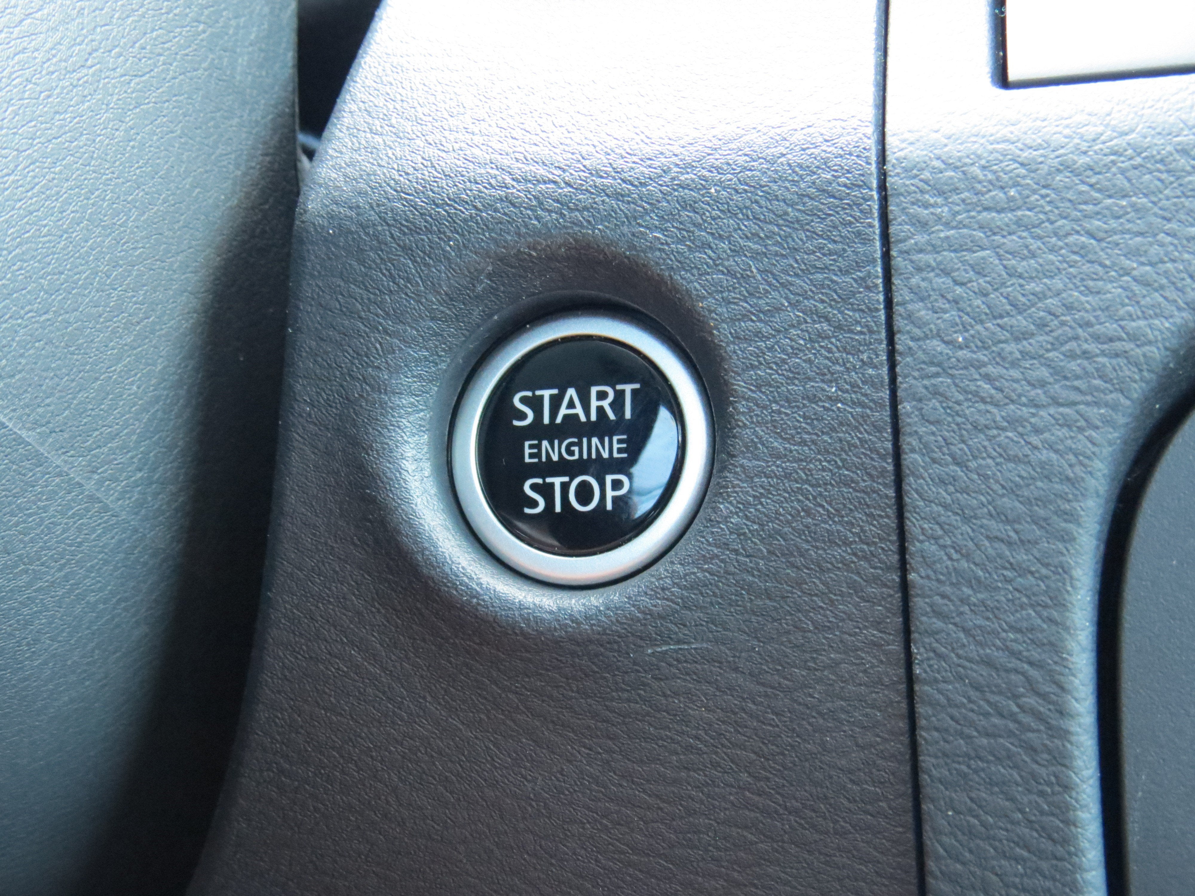 2025 Nissan Frontier SV 2WD