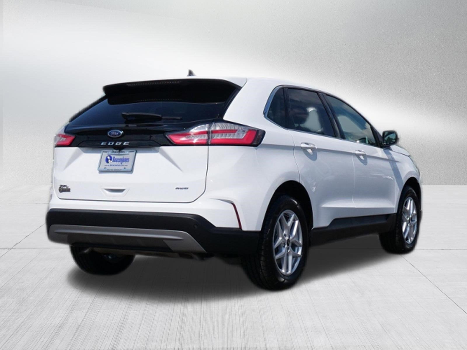 2024 Ford Edge Base