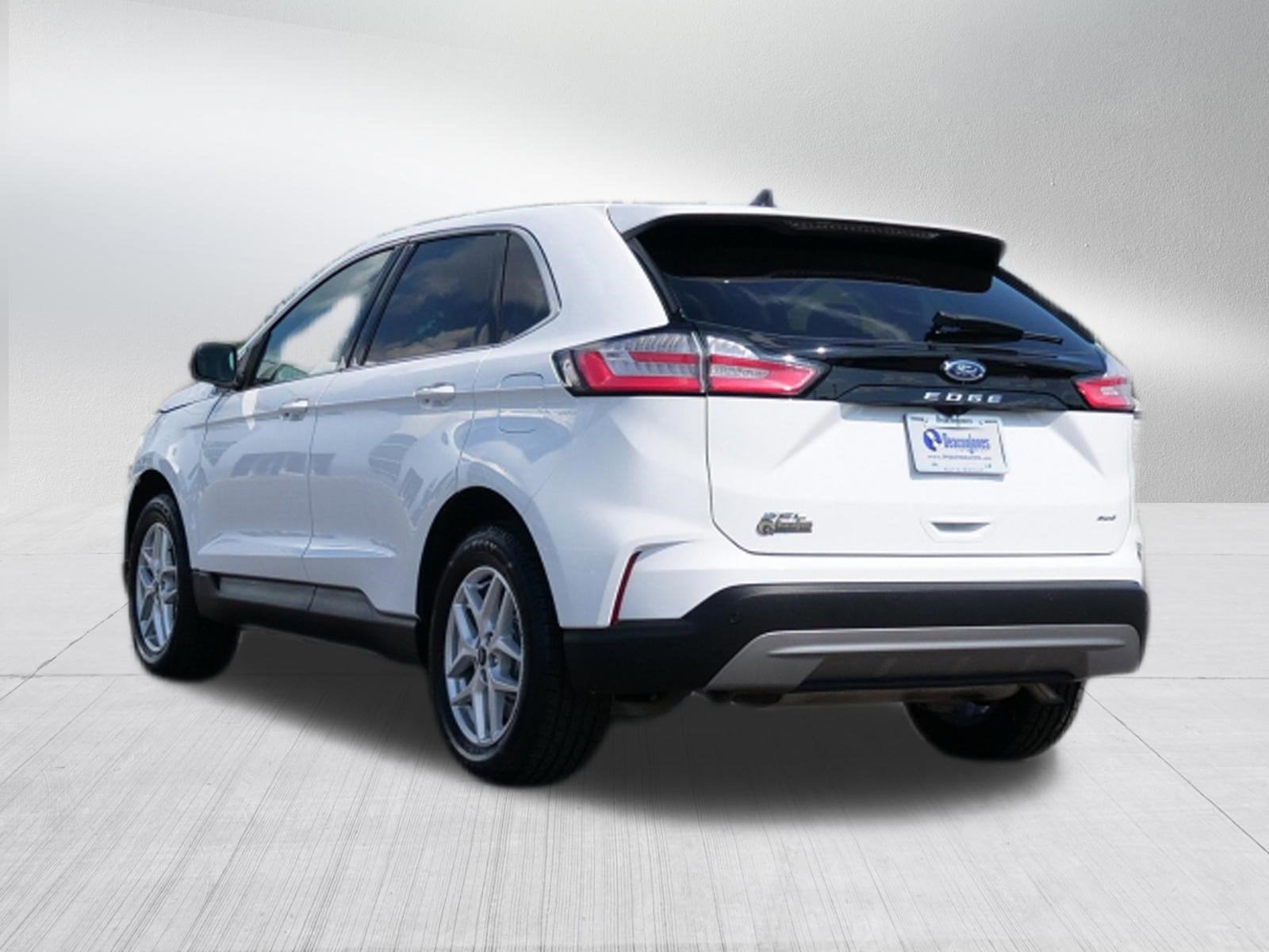 2024 Ford Edge Base