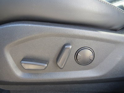 2024 Ford Edge SEL AWD w/ Convenience Pkg. & Panoramic Sunroof