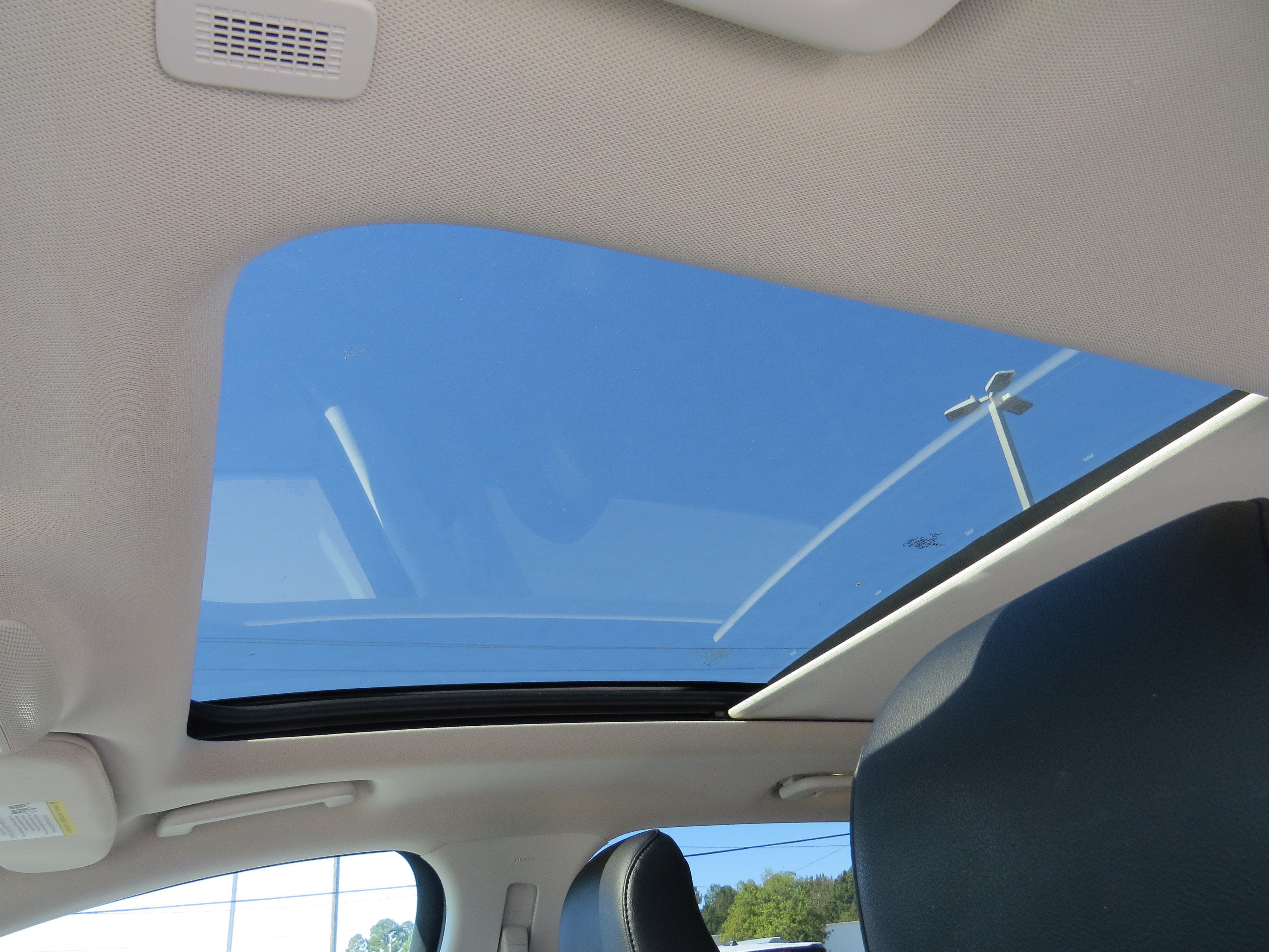 2024 Ford Edge SEL AWD w/ Convenience Pkg. & Panoramic Sunroof