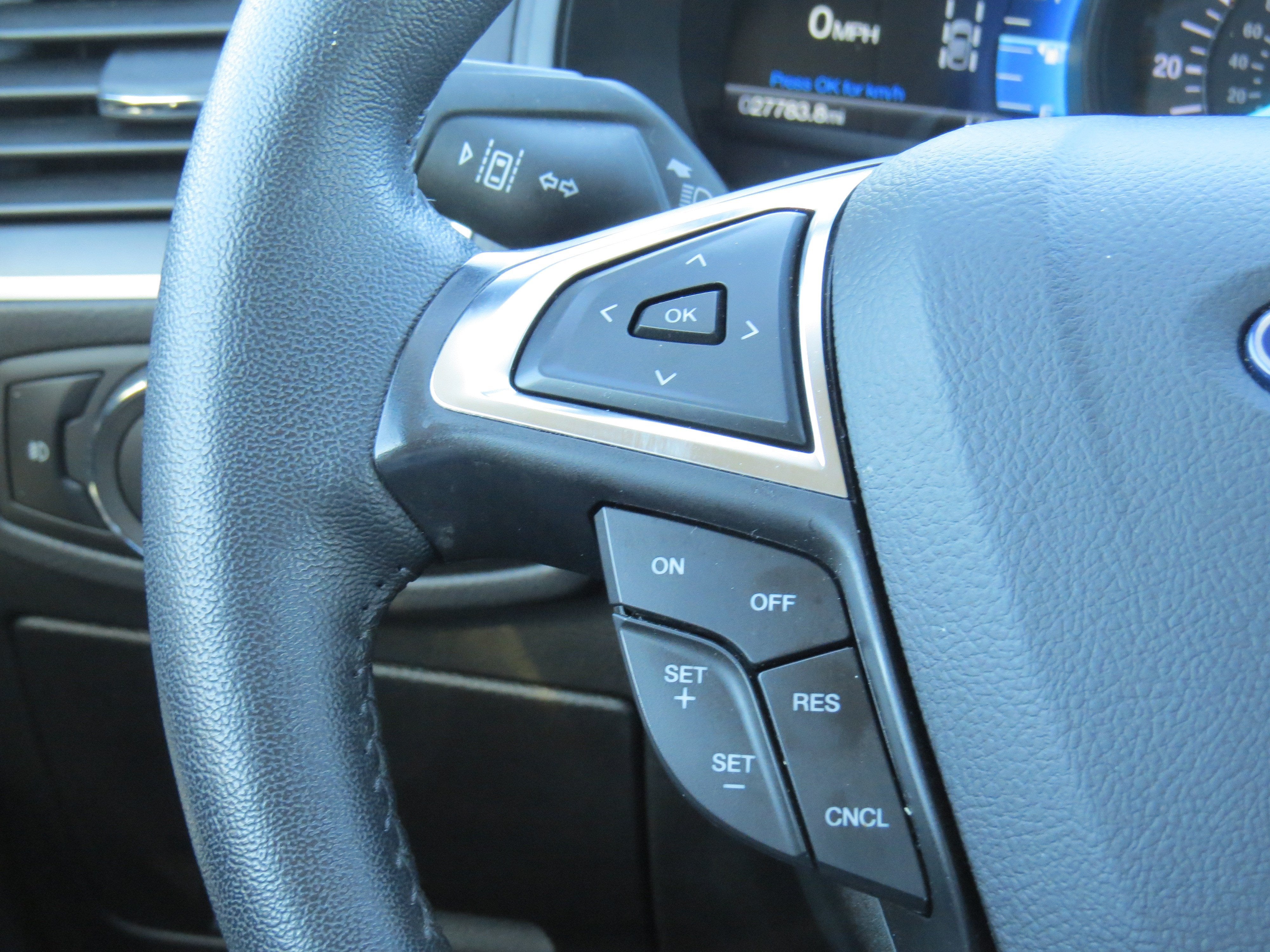 2024 Ford Edge SEL AWD w/ Convenience Pkg. & Panoramic Sunroof