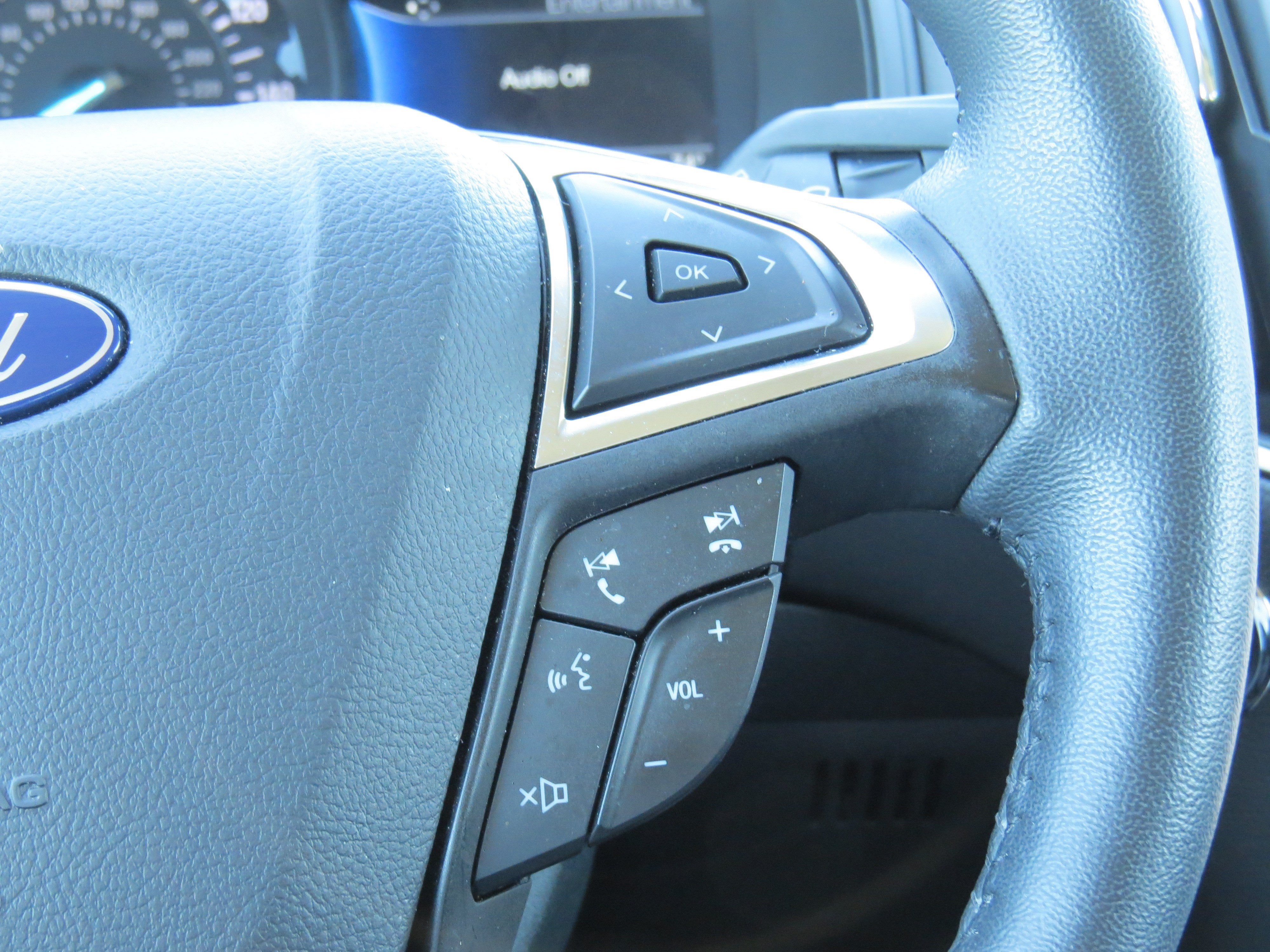 2024 Ford Edge SEL AWD w/ Convenience Pkg. & Panoramic Sunroof