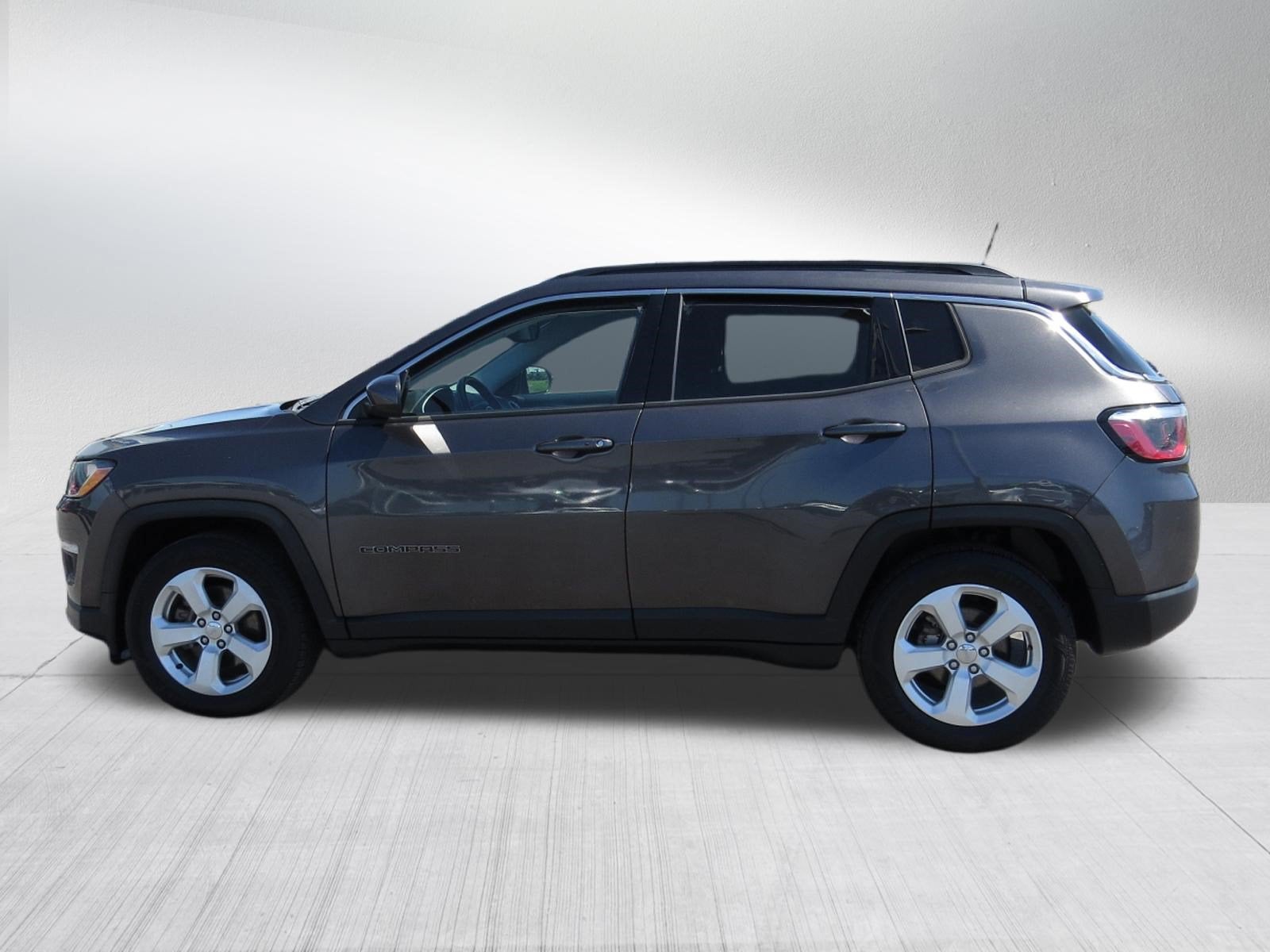 2020 Jeep Compass Latitude 2WD