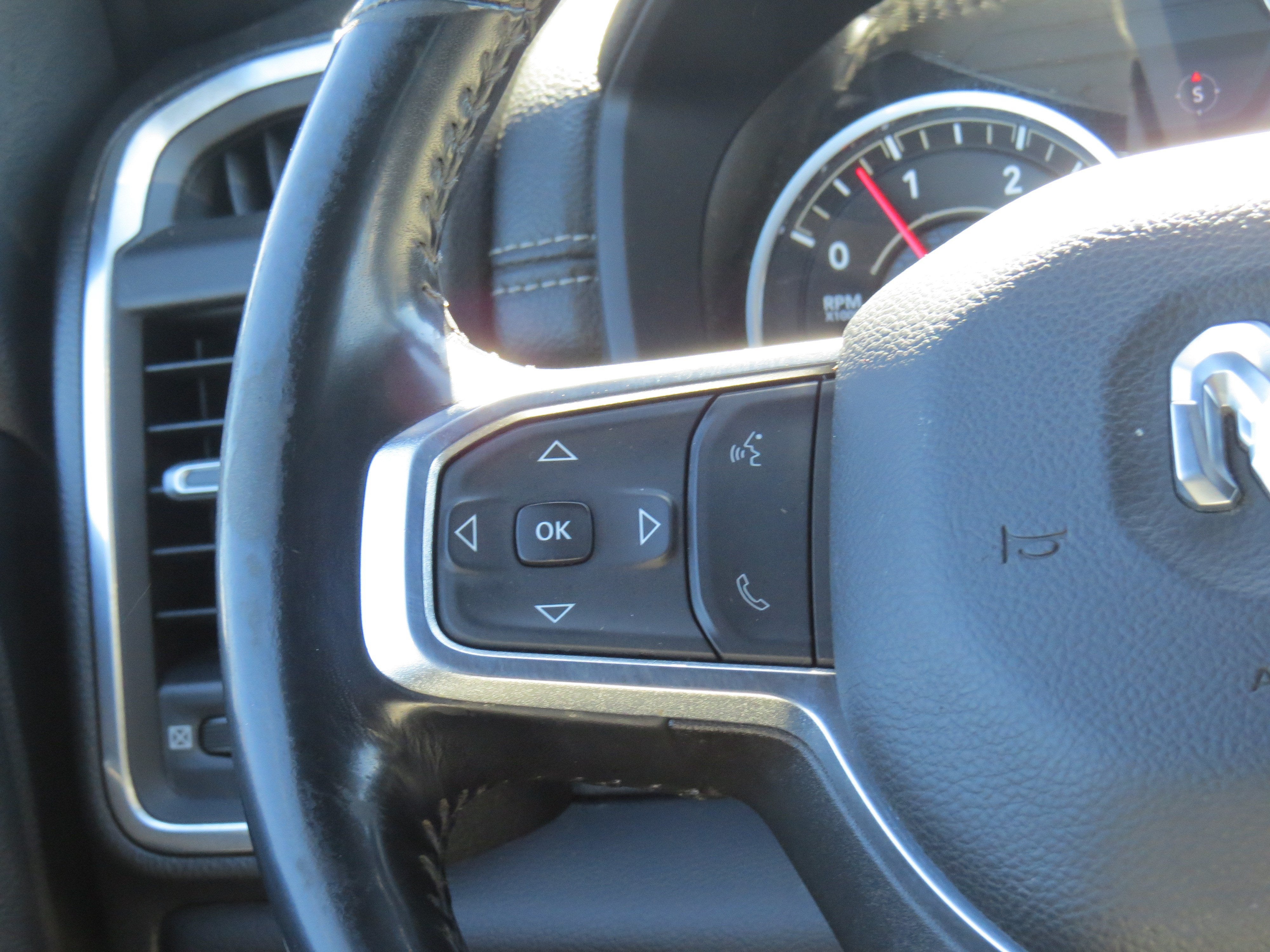 2024 RAM 3500 Laramie 4x4 Crew Cab 6.7L Turbo Diesel w/ Nav & Sport Appearance Pkg.