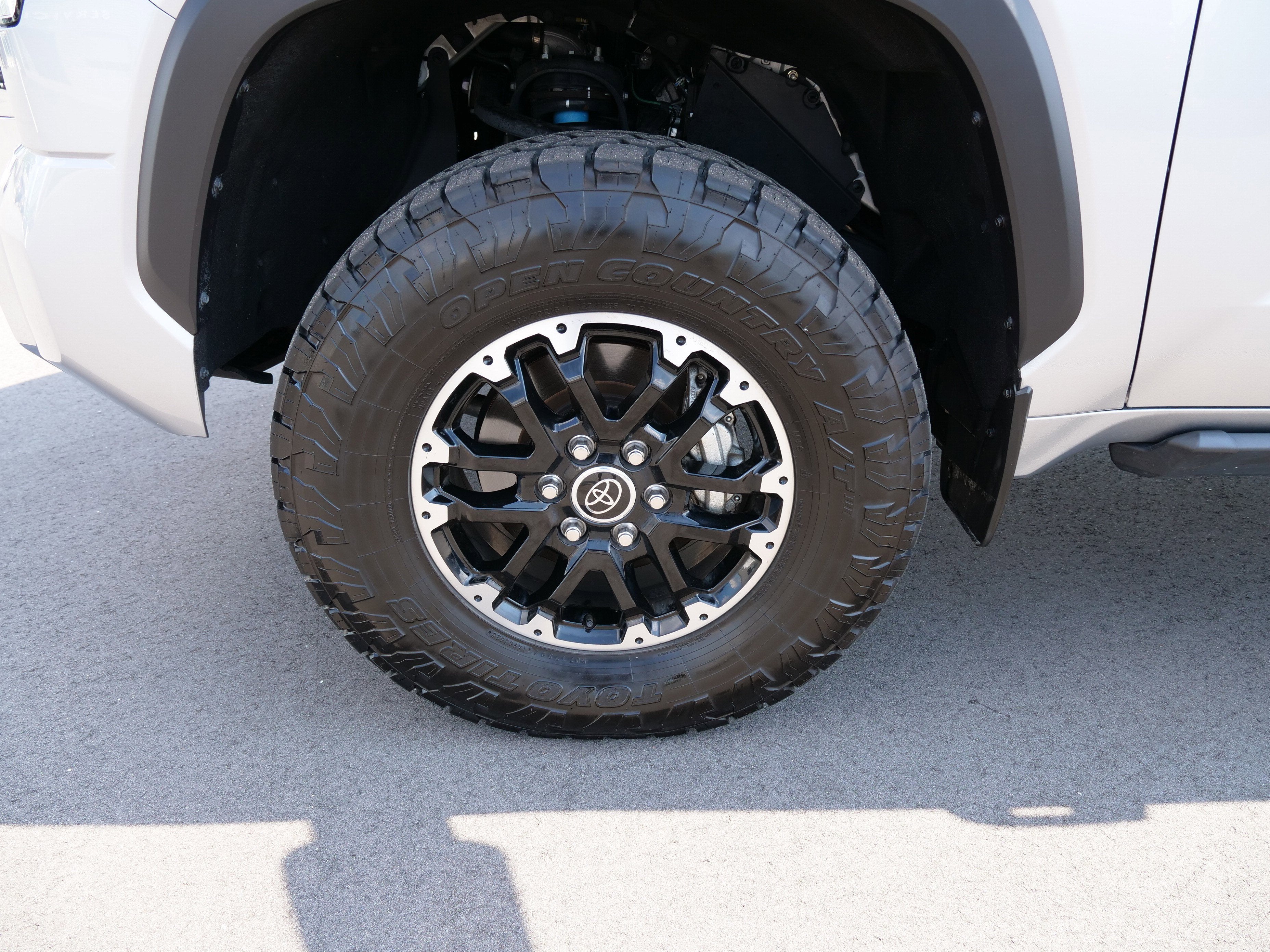 2024 Toyota Tundra 4WD SR5