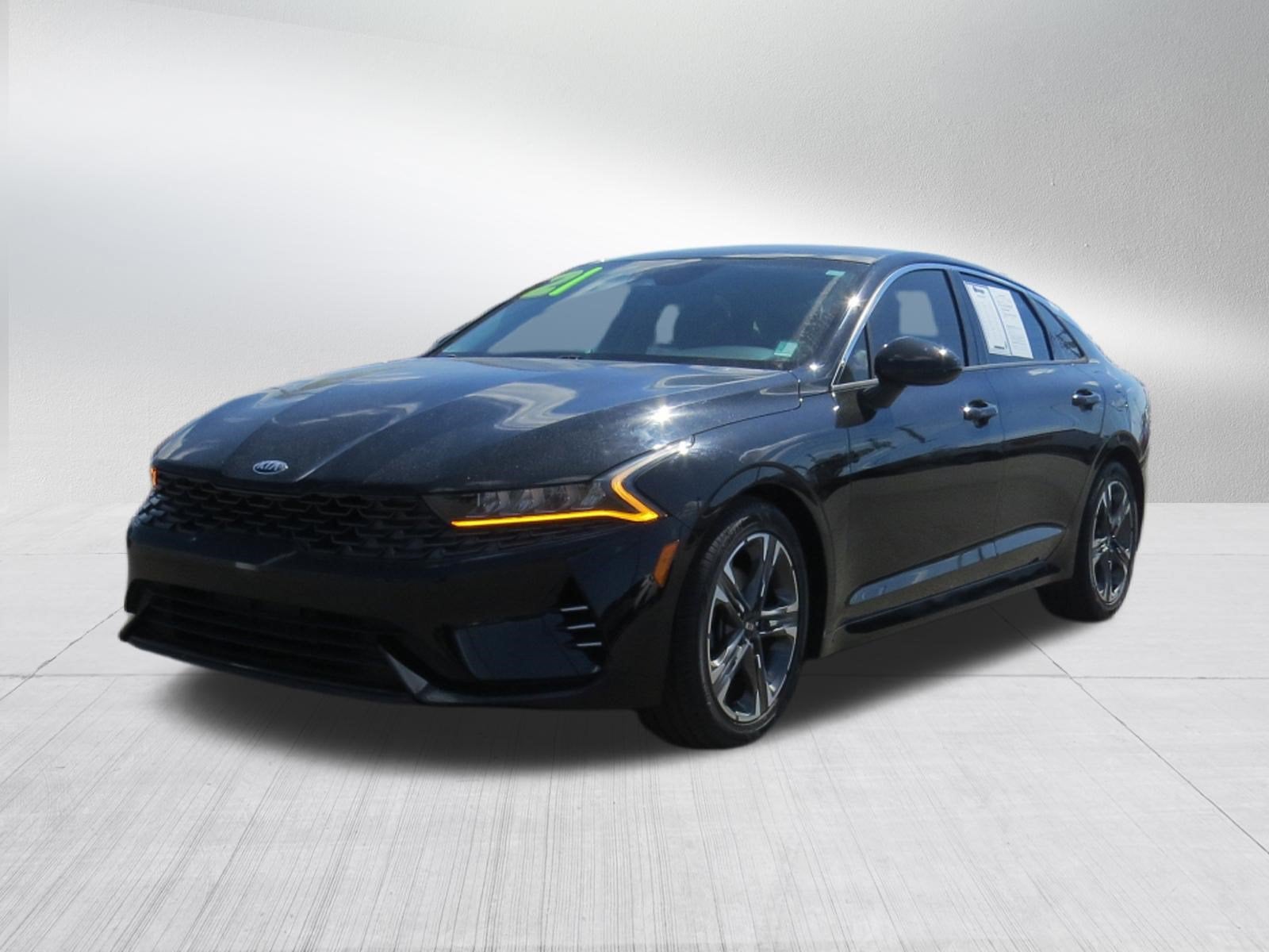 2021 Kia K5 EX w/ Nav & Panoramaic Sunroof