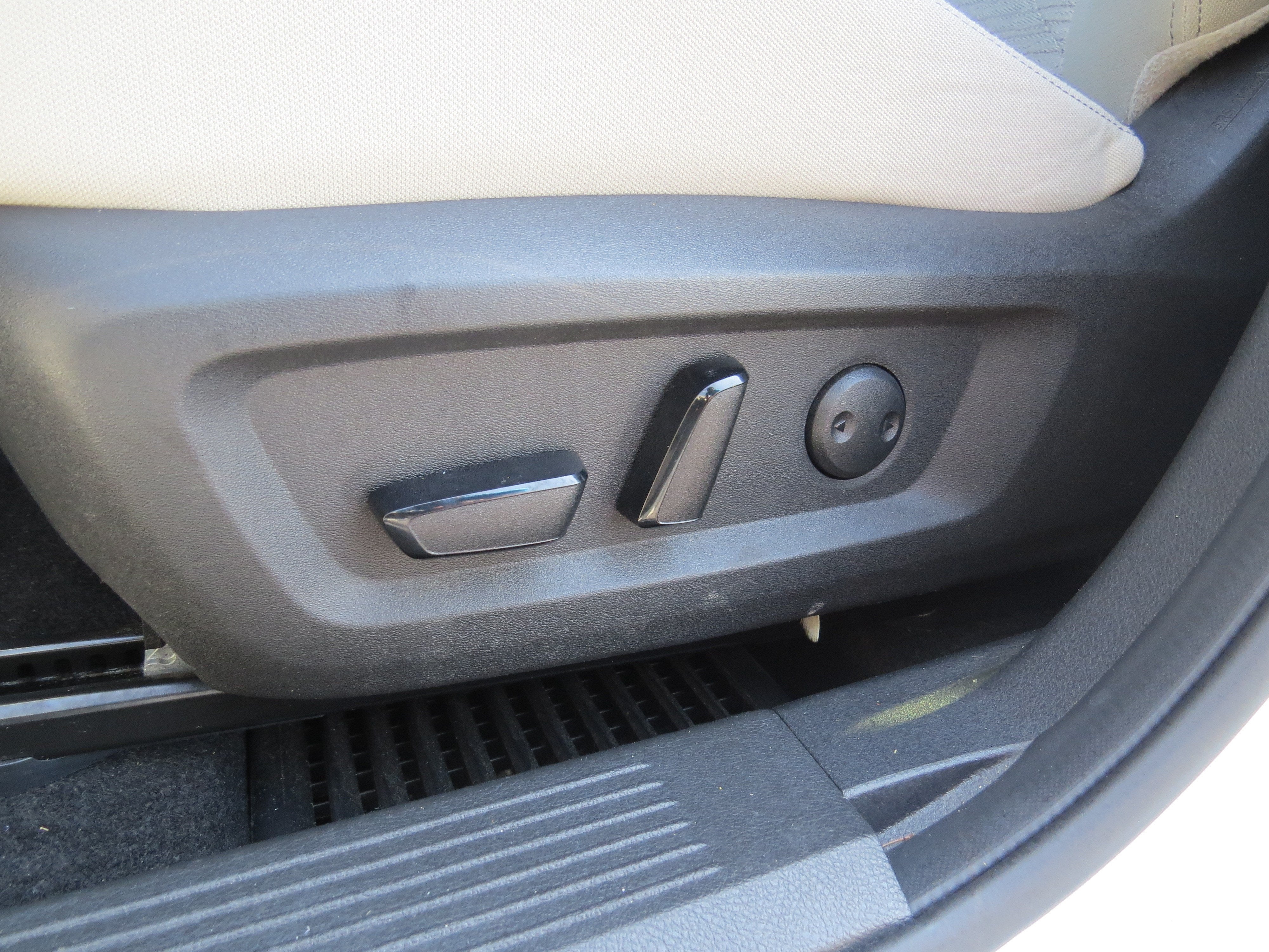 2023 Nissan Rogue SV AWD
