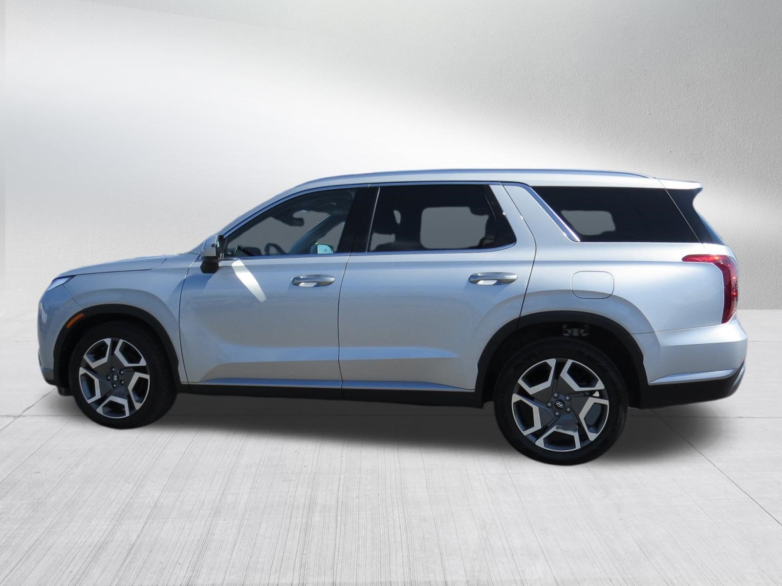 2024 Hyundai Palisade SEL AWD w/ Nav, Sunroof & 3rd Row