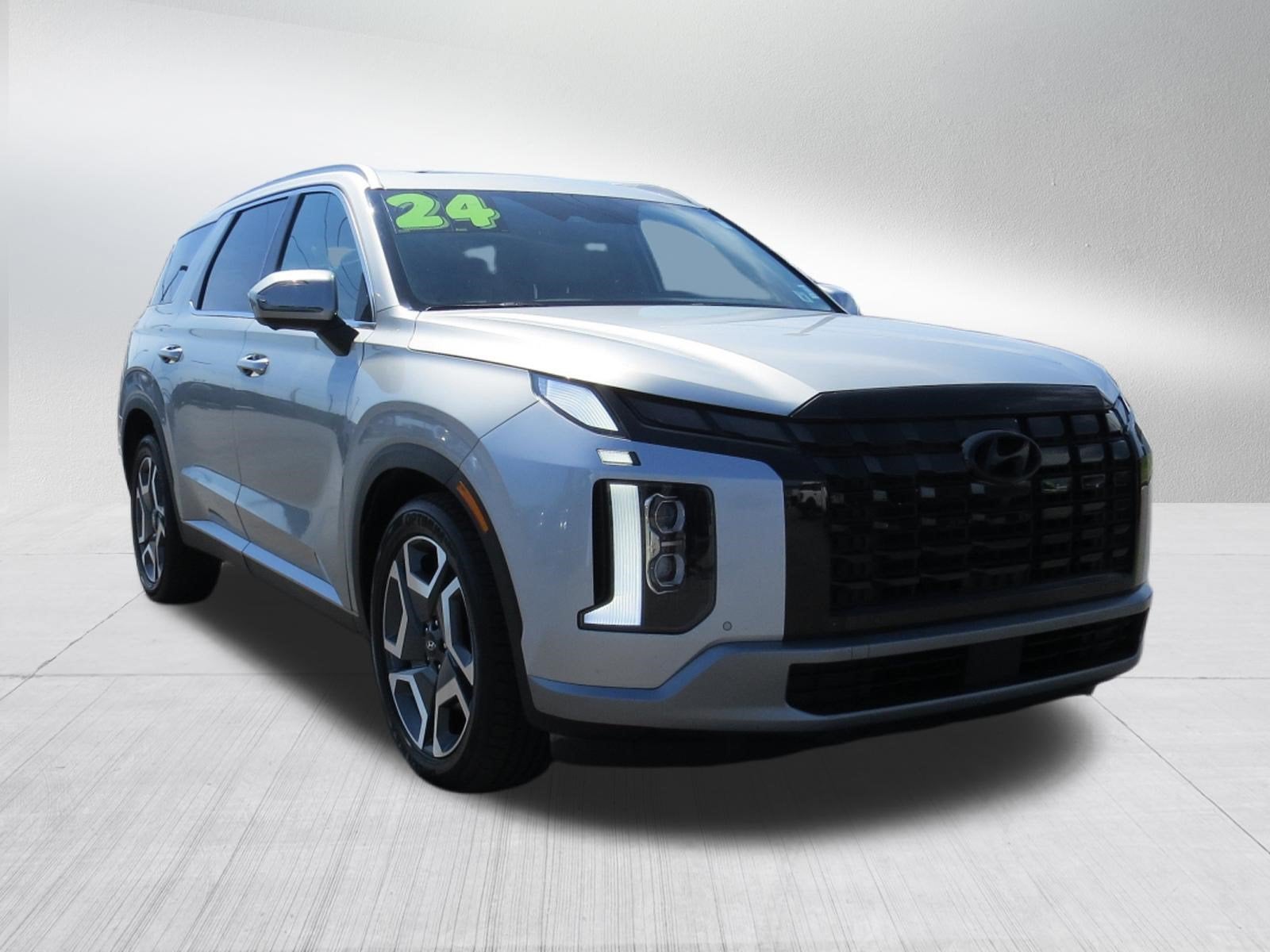 2024 Hyundai Palisade SEL AWD w/ Nav, Sunroof & 3rd Row