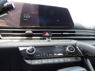 2024 Hyundai Elantra Limited w/ Sunroof