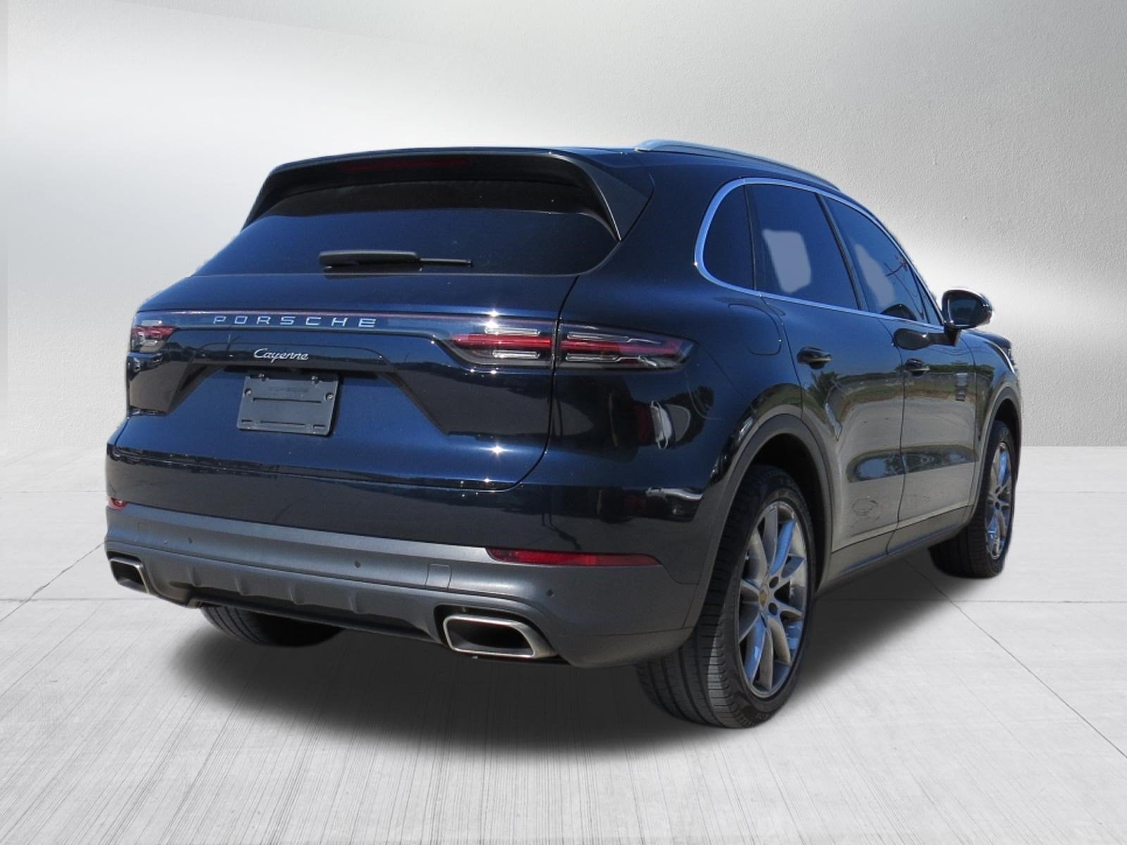 2019 Porsche Cayenne AWD w/ Premium Pkg. & Panoramic Sunroof