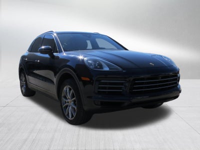 2019 Porsche Cayenne AWD w/ Premium Pkg. & Panoramic Sunroof