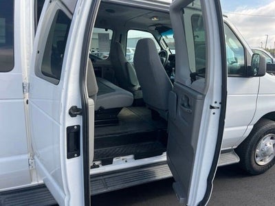 2008 Ford Econoline Wagon XL
