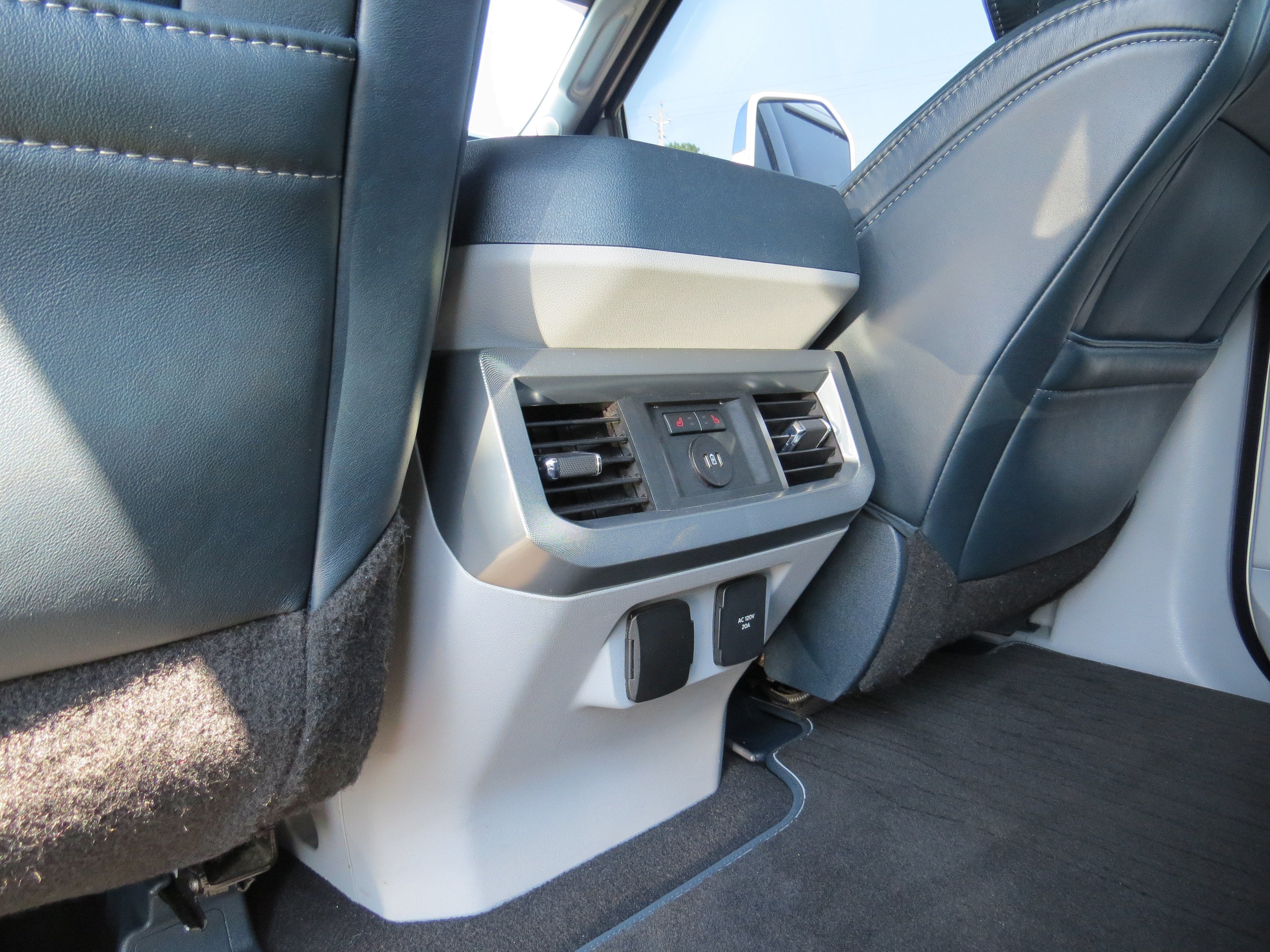 2024 Ford Super Duty F-450 DRW XL
