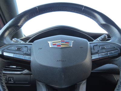 2022 Cadillac XT4 Premium Luxury