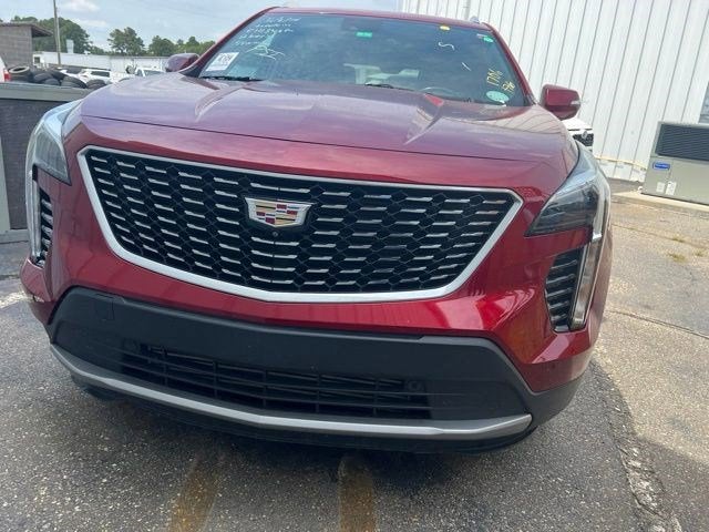 2022 Cadillac XT4 Premium Luxury