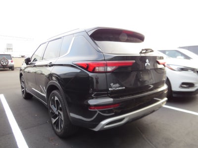 2023 Mitsubishi Outlander SEL