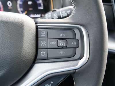 2025 Jeep Wagoneer Base