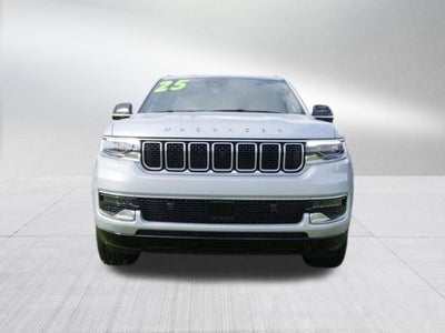 2025 Jeep Wagoneer Base