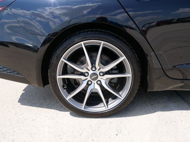 2022 Genesis G70 2.0T