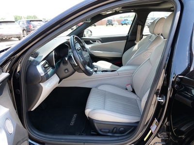 2022 Genesis G70 2.0T