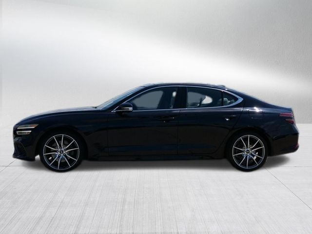 2022 Genesis G70 2.0T